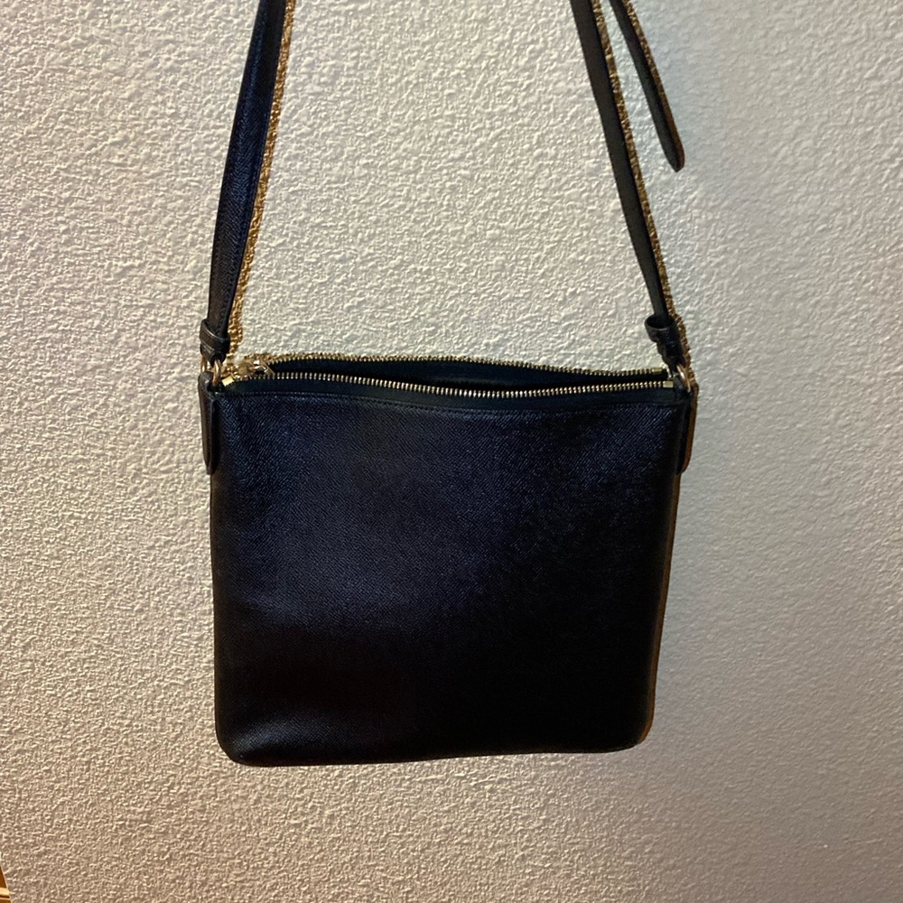 Coach Elegant Black Crossbody Bag - Picture 3 of 3